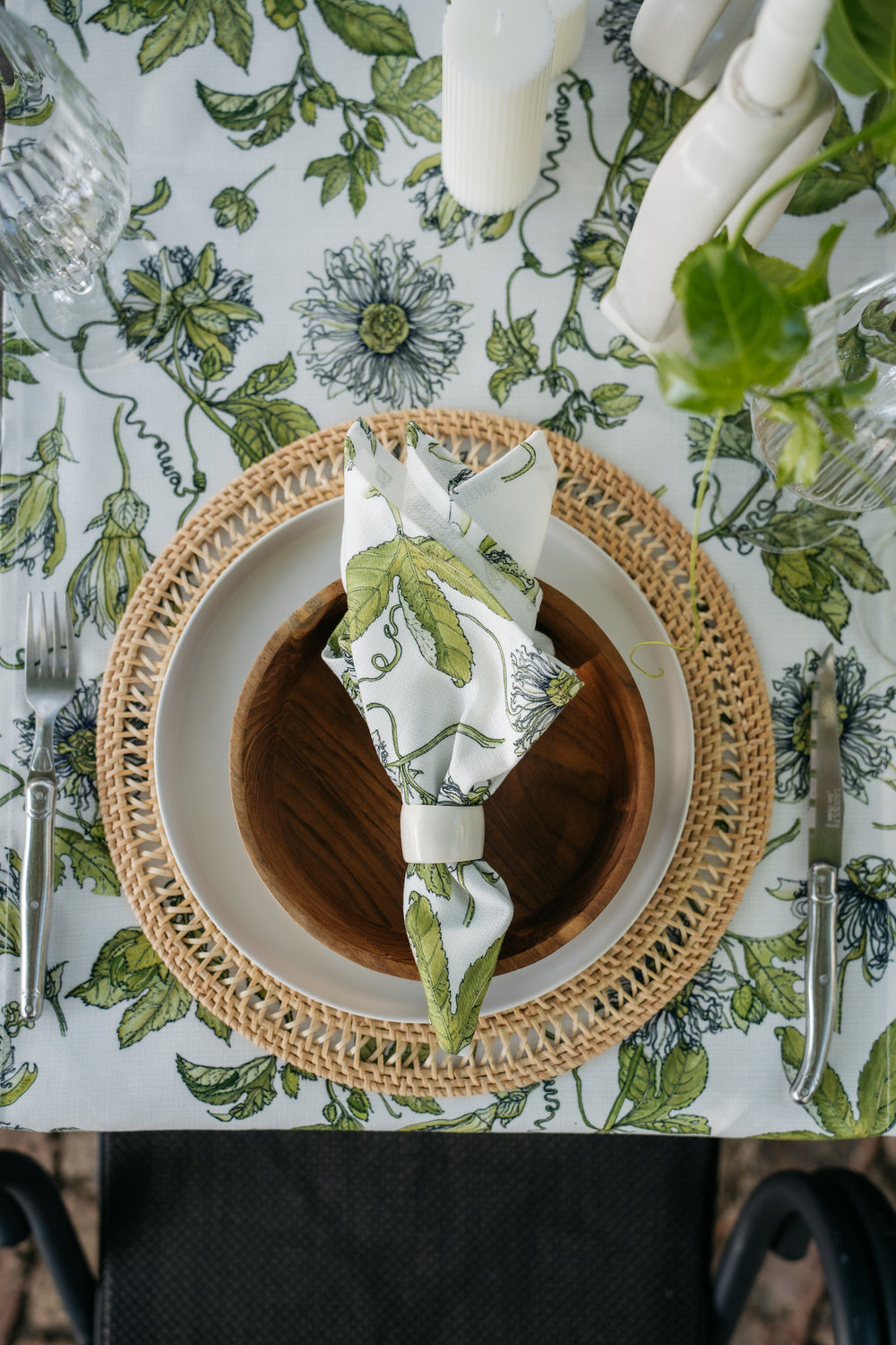 Passionfruit Napkins ~ Set of two