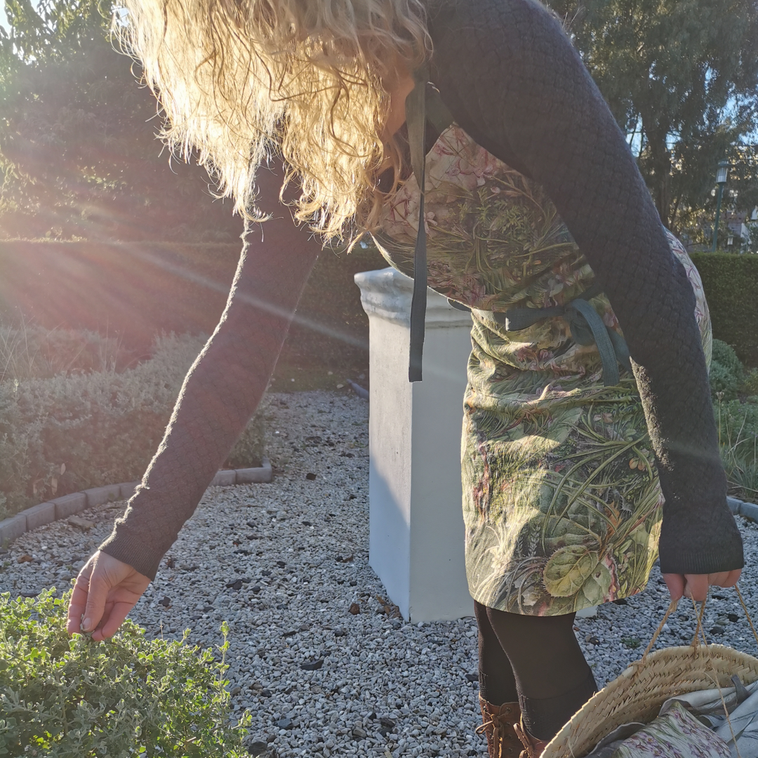 Daleen Roodt CoralBloom Studio Functional Art Apron