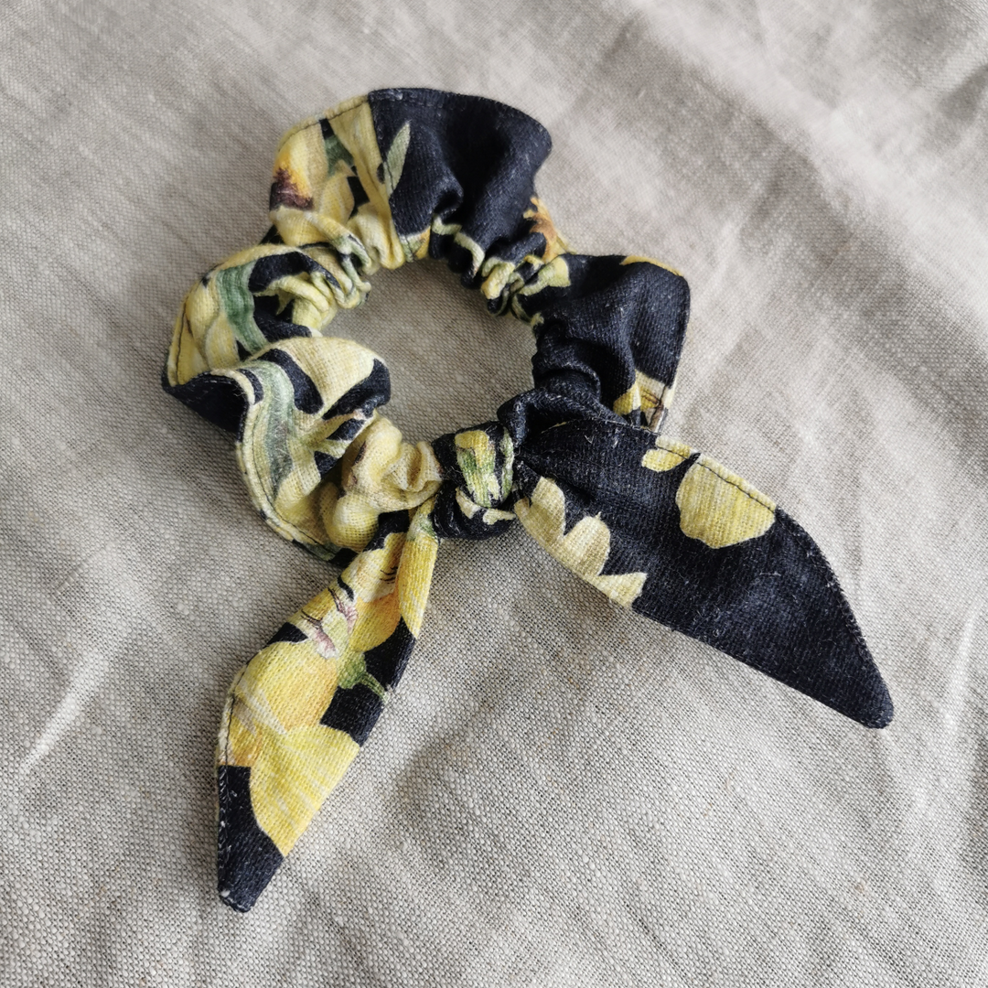 Daleen Roodt CoralBloom Studio Functional Art Scrunchy