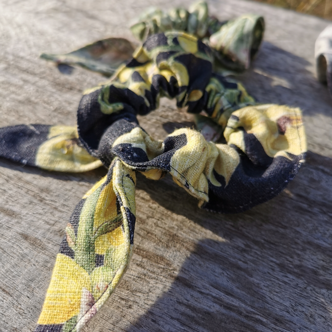 Daleen Roodt CoralBloom Studio Functional Art Scrunchy