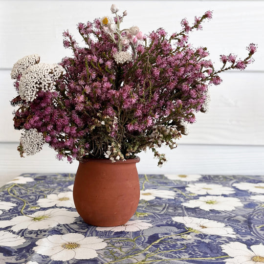 CoralBloom Studio Functional art Tableware Cosmos table runner